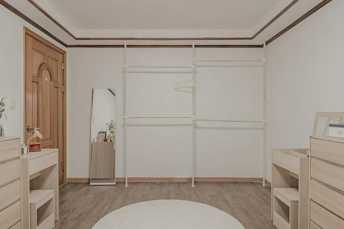 201 Cheongdam Full-Furnished Premium Villa 3 Room Seoul Holiday home